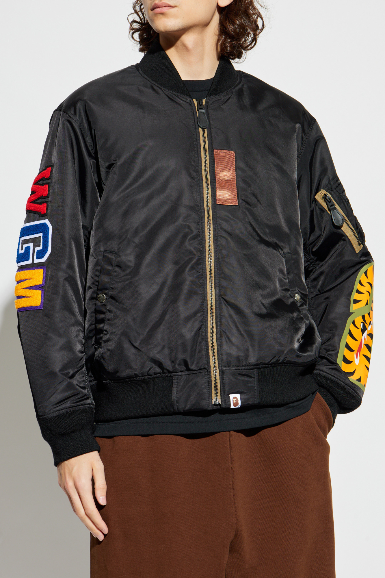 ジャケット・アウター 00s A BATHING APE bomber jacket A BATHING APE® Graffiti Bomber Jacket | Bape official